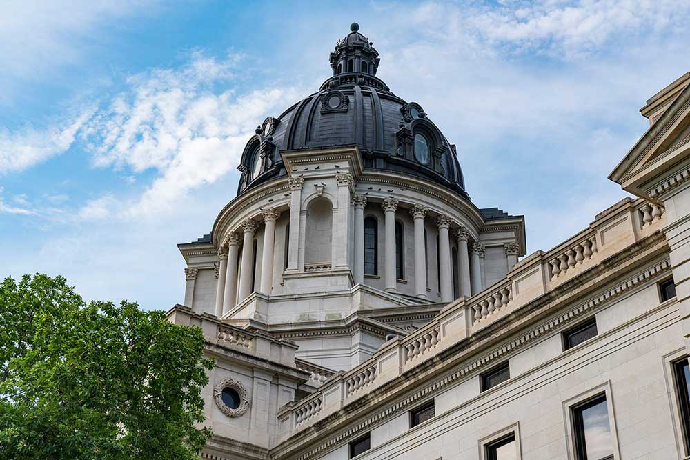 The State of South Dakota Politics: Three Camps & Ineffective Leadership